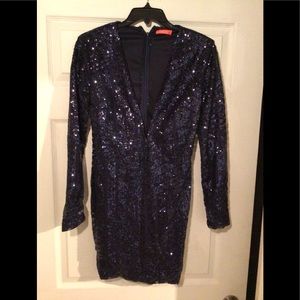 LADIES SEQUENCE FORMAL DRESS SZ LG